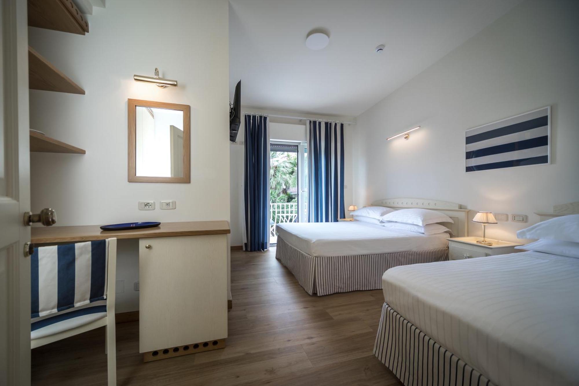 Hotel Mure 4*