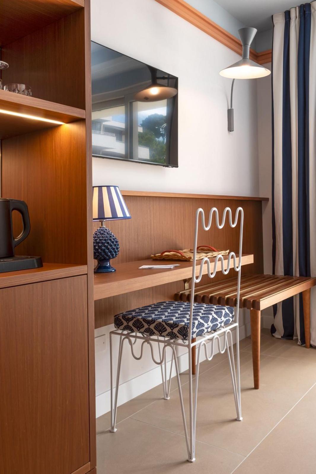 Mure Hotel 4*